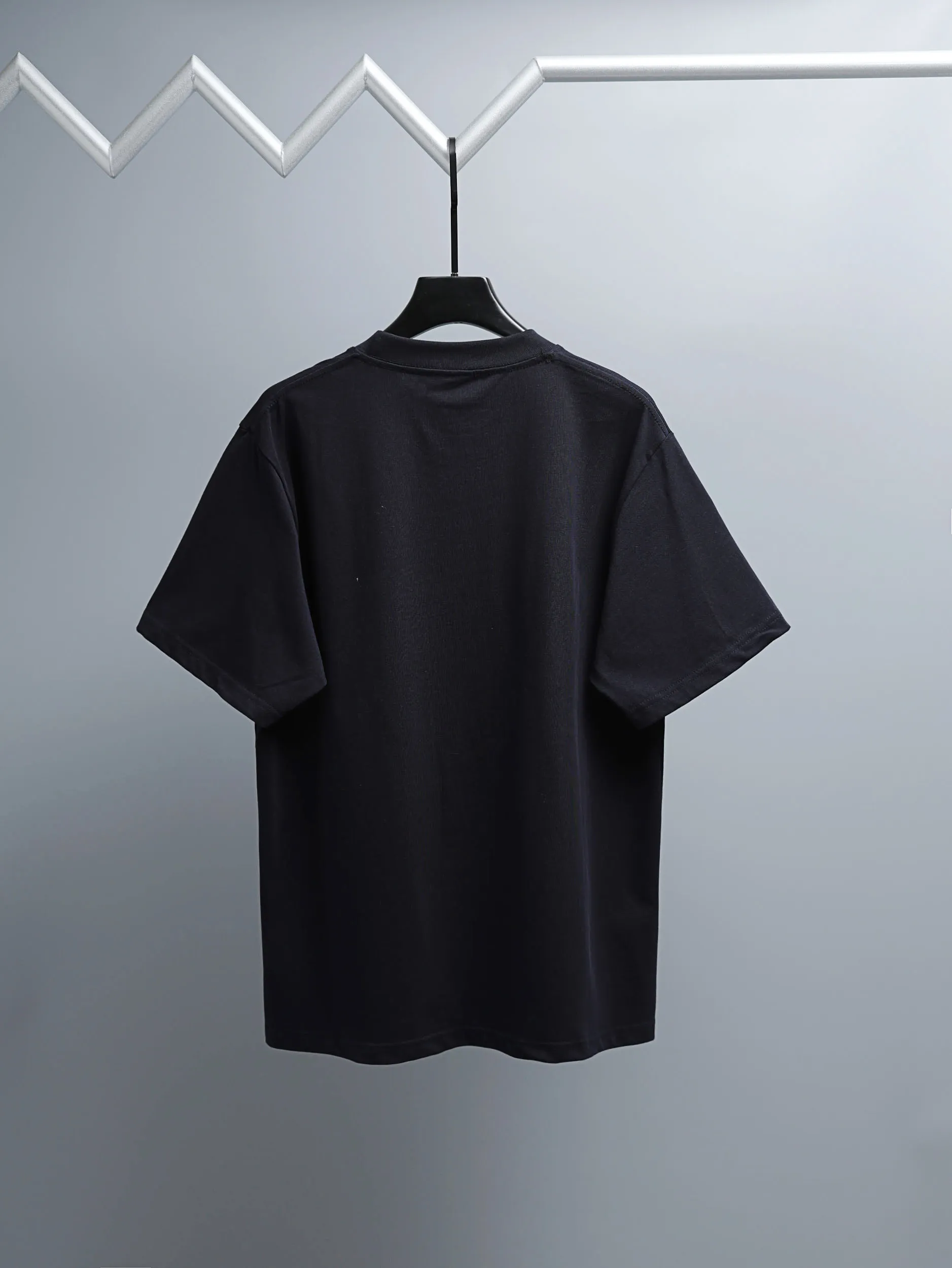 Carhartt 2꯭0꯭2꯭6 new spring and summer models ❤️ original ⌚️ high version Carhartt fabric is made of high-density pure cotton, does not deform and does not shrink. Process introduction: double thread movement. The chest logo uses high-quality embroidery🪡 technology. Color: Navy Blue SIZE: M-XXL